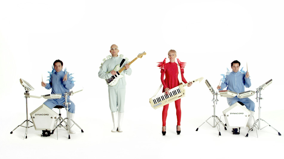 Cartonnage -- Don't Stop